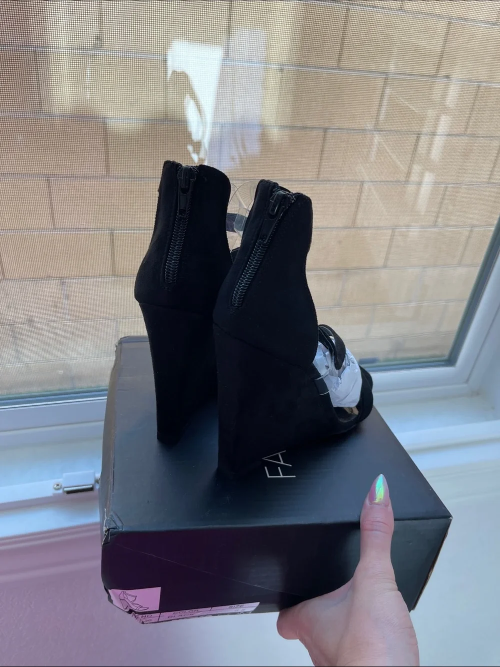 Fashion Nova Black Fannie100 Wedges Box Label Sticker